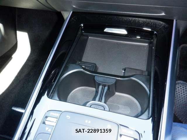 Mercedes Benz GLA-CLASS 2022-06 7358651-15