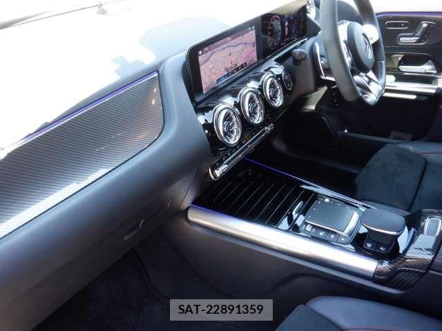 Mercedes Benz GLA-CLASS 2022-06 7358651-16