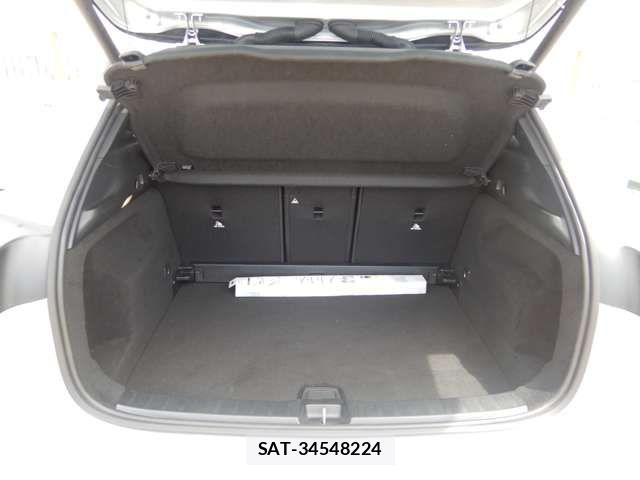 Mercedes Benz GLA-CLASS 2023-05 7455615-11