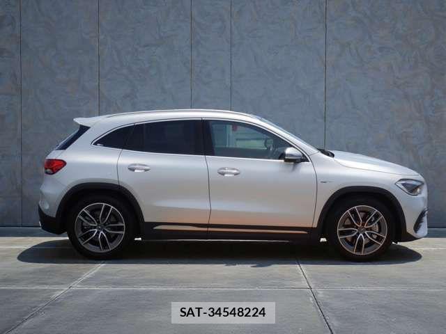 Mercedes Benz GLA-CLASS 2023-05 7455615-14