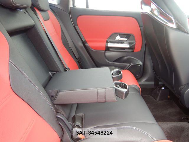 Mercedes Benz GLA-CLASS 2023-05 7455615-28