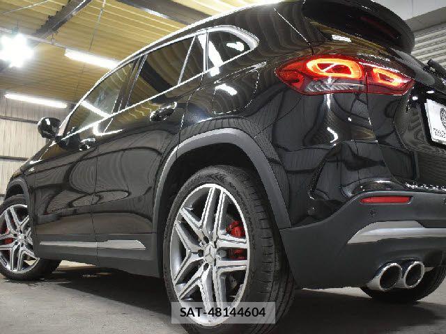 Mercedes Benz GLA-CLASS 2021-08 7725414-23