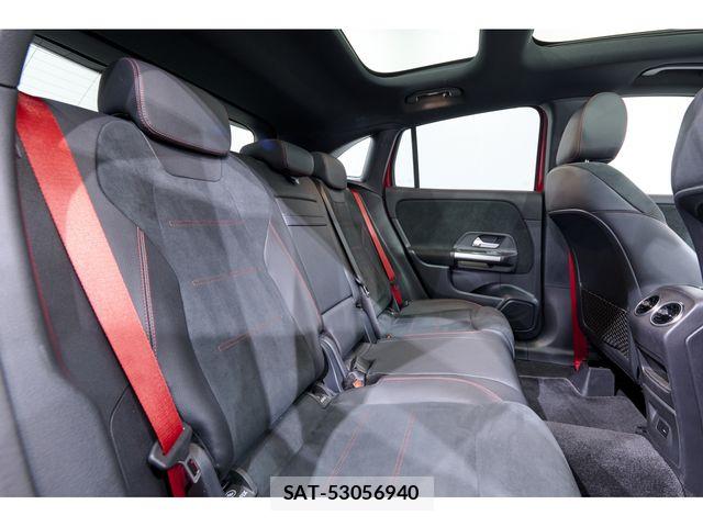 Mercedes Benz GLA-CLASS 2021-07 7962546-19