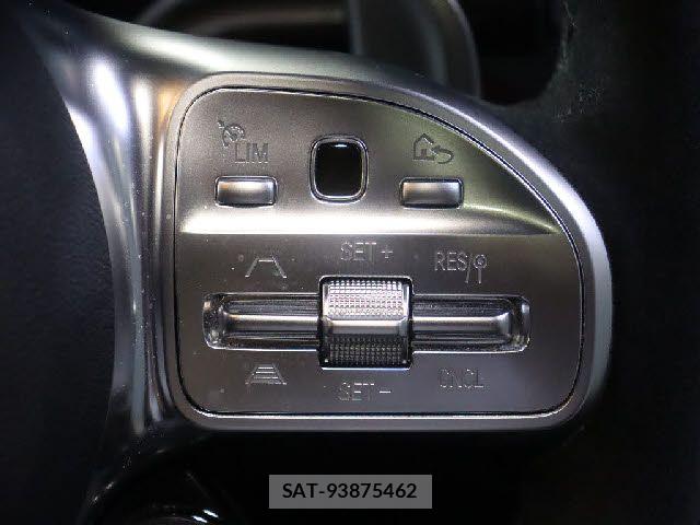 Mercedes Benz GLA-CLASS 2021-07 8100318-13