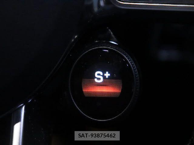 Mercedes Benz GLA-CLASS 2021-07 8100318-14