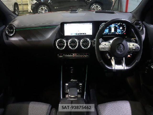 Mercedes Benz GLA-CLASS 2021-07 8100318-1