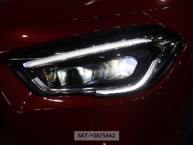 Mercedes Benz GLA-CLASS 2021-07 8100318-23