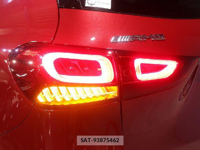 Mercedes Benz GLA-CLASS 2021-07 8100318-24