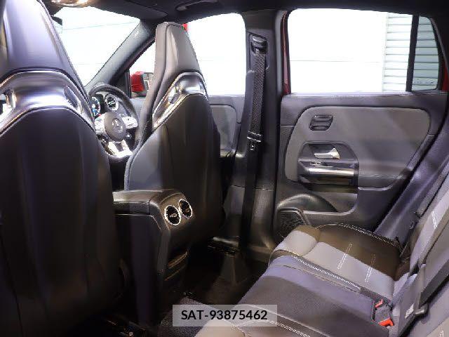 Mercedes Benz GLA-CLASS 2021-07 8100318-29