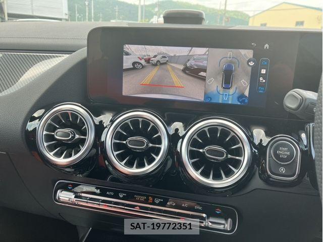 Mercedes Benz GLA-CLASS 2025-04 8245839-9