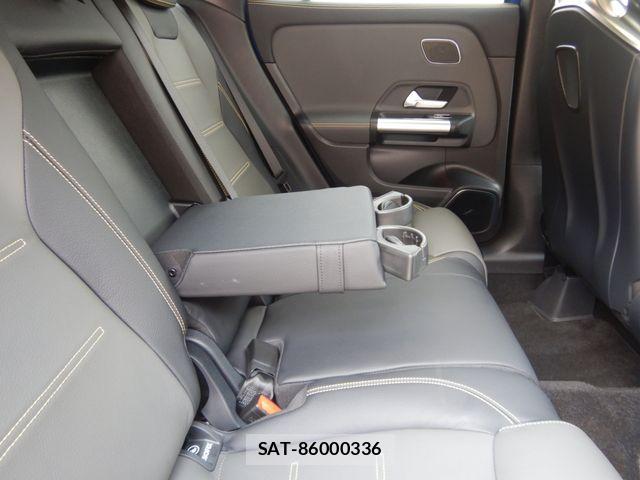 Mercedes Benz GLA-CLASS 2025-09 8354906-28