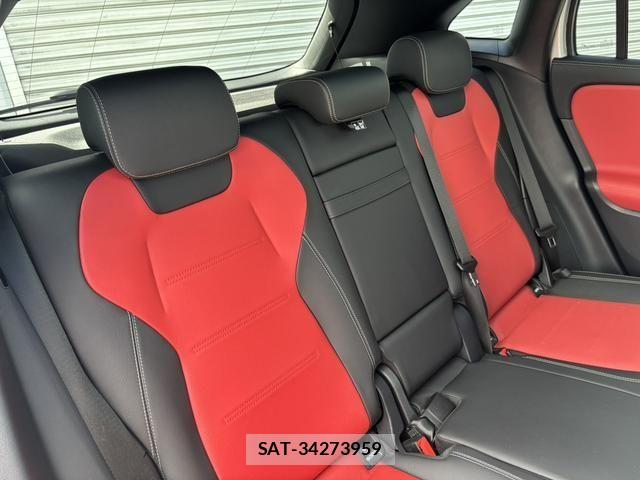 Mercedes Benz GLA-CLASS 2024-05 8366892-4