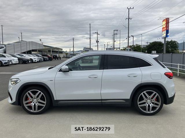 Mercedes Benz GLA-CLASS 2020-12 8437761-11