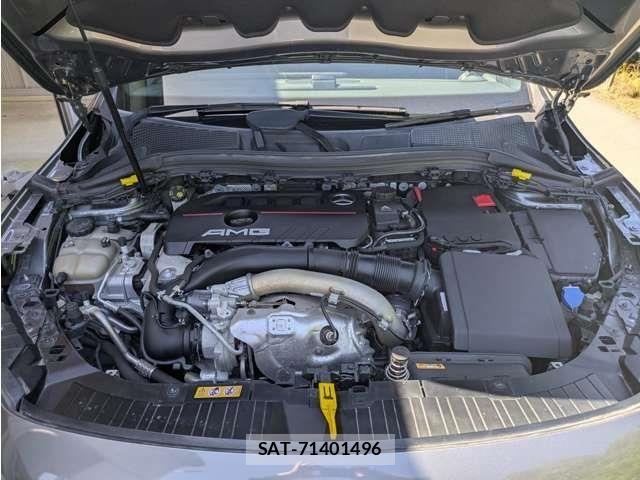 Mercedes Benz GLA-CLASS 2021-02 8627608-9