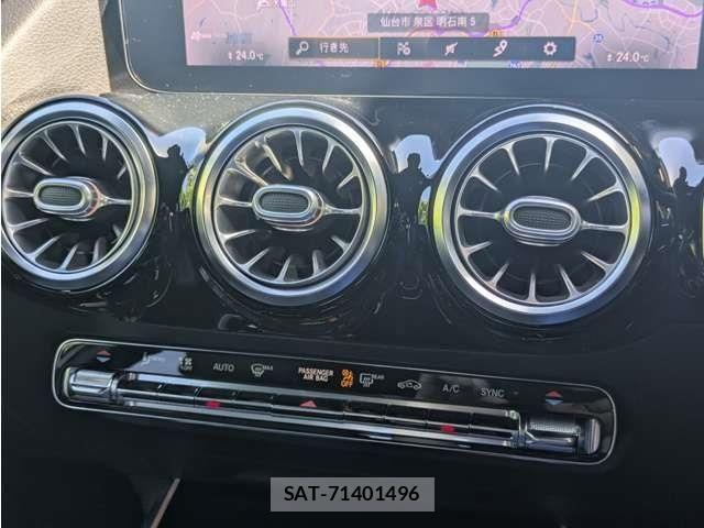 Mercedes Benz GLA-CLASS 2021-02 8627608-21