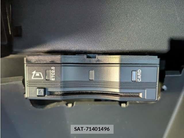 Mercedes Benz GLA-CLASS 2021-02 8627608-22