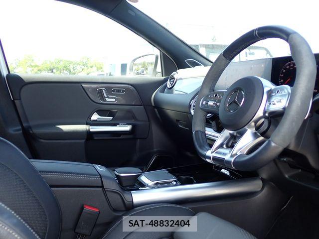 Mercedes Benz GLA-CLASS 2022-12 8666471-1