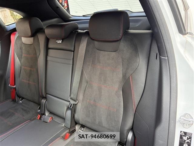 Mercedes Benz GLA-CLASS 2021-02 8743717-9