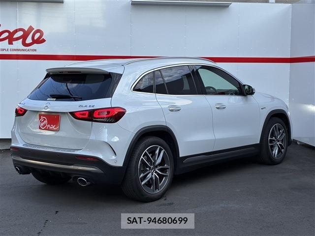 Mercedes Benz GLA-CLASS 2021-02 8743717-3