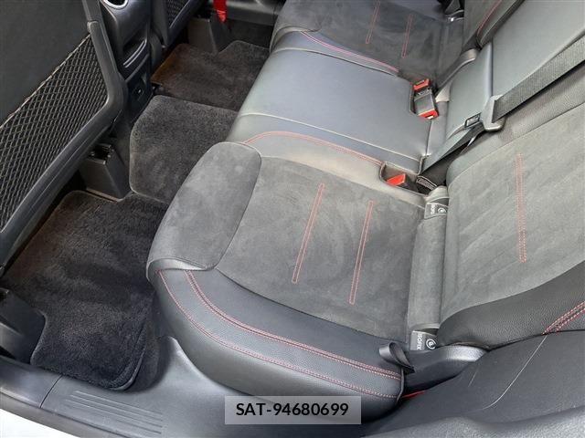 Mercedes Benz GLA-CLASS 2021-02 8743717-8
