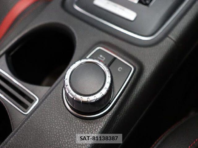 Mercedes Benz GLA-CLASS 2015-01 8830177-15