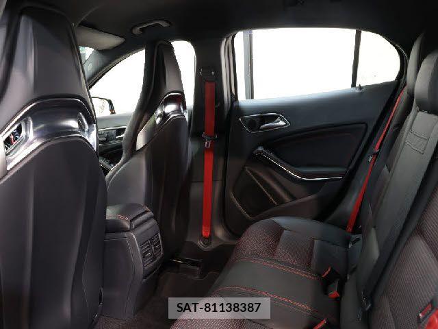 Mercedes Benz GLA-CLASS 2015-01 8830177-3
