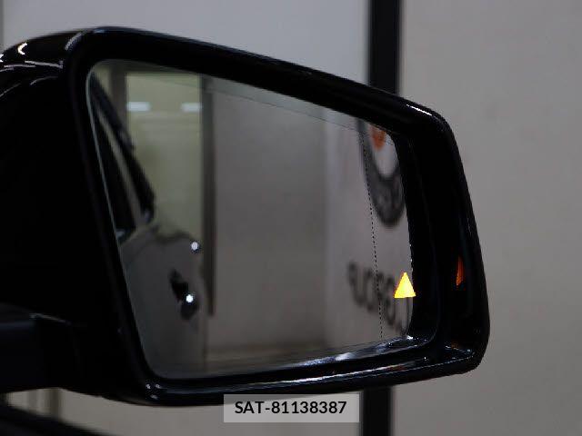 Mercedes Benz GLA-CLASS 2015-01 8830177-8