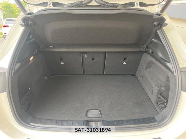 Mercedes Benz GLA-CLASS 2021-05 8849551-18
