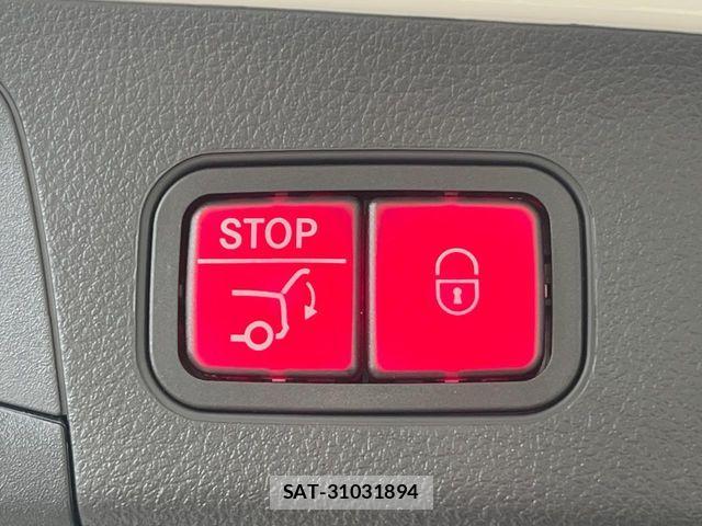 Mercedes Benz GLA-CLASS 2021-05 8849551-7