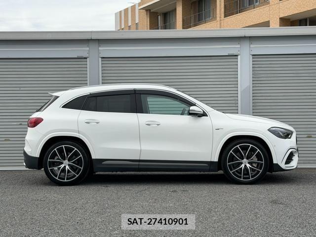Mercedes Benz GLA-CLASS 2024-08 8883887-15