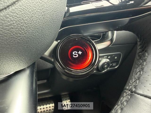 Mercedes Benz GLA-CLASS 2024-08 8883887-7