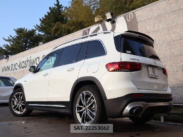 Mercedes Benz GLB-CLASS 2022-04 6012546-2