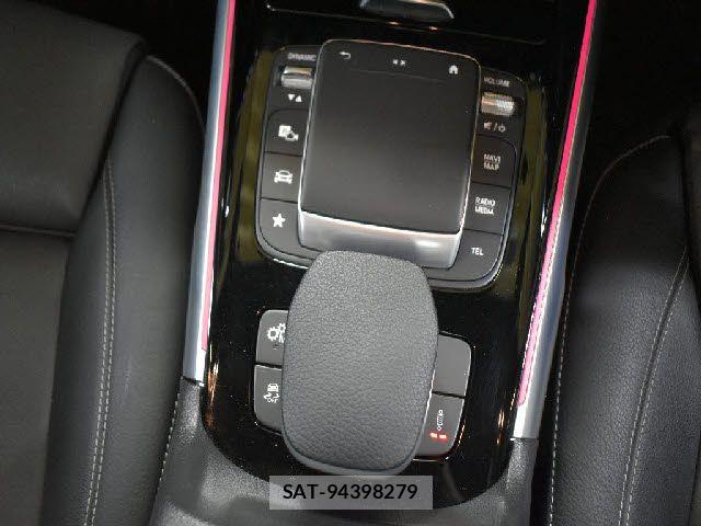 Mercedes Benz GLB-CLASS 2022-10 6908116-11