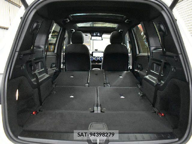 Mercedes Benz GLB-CLASS 2022-10 6908116-19
