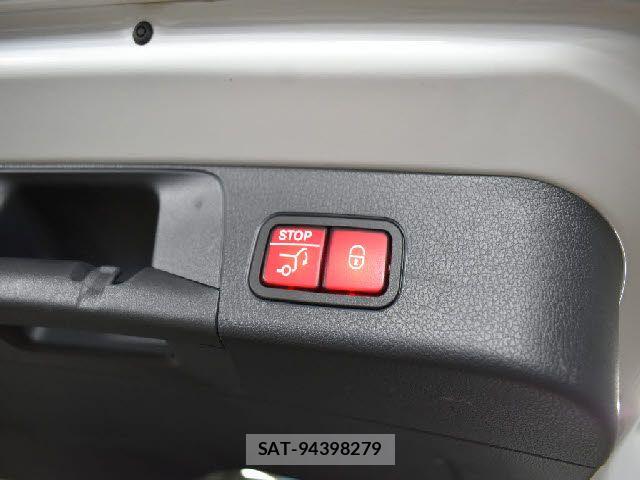 Mercedes Benz GLB-CLASS 2022-10 6908116-20