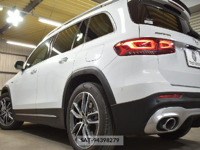 Mercedes Benz GLB-CLASS 2022-10 6908116-23
