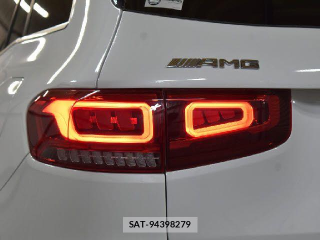 Mercedes Benz GLB-CLASS 2022-10 6908116-26