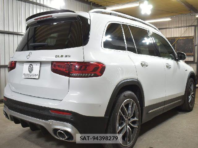 Mercedes Benz GLB-CLASS 2022-10 6908116-2