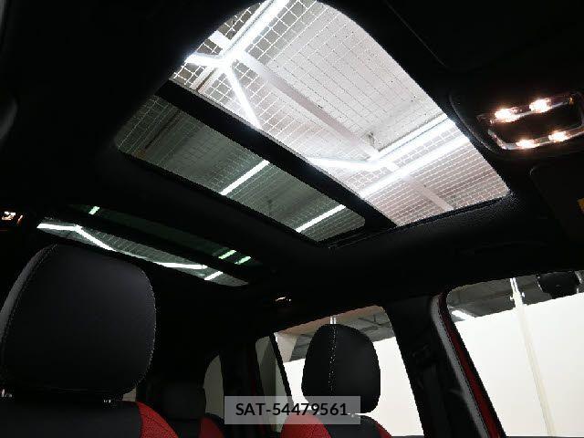Mercedes Benz GLB-CLASS 2021-06 7221467-12