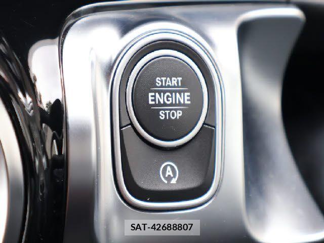 Mercedes Benz GLB-CLASS 2024-04 8880675-8