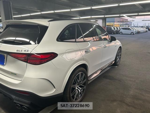 Mercedes Benz GLC-CLASS 2024-03 6908124-2