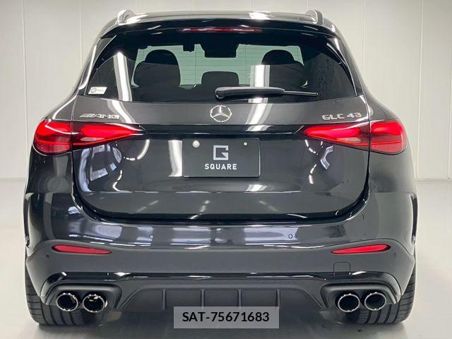 Mercedes Benz GLC-CLASS 2025-11 8100320-12
