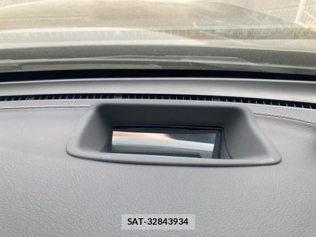Mercedes Benz GLC-CLASS 2018-05 8562580-26