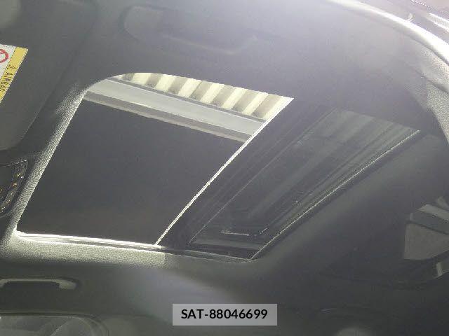 Mercedes Benz GLC-CLASS 2018-06 8660120-8