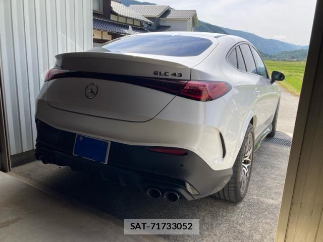 Mercedes Benz GLC-CLASS 2025-04 7221473-10