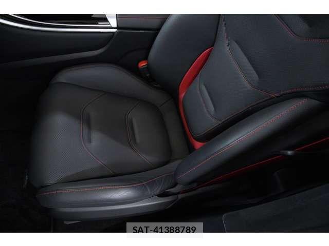 Mercedes Benz GLC-CLASS 2025-04 8562579-7