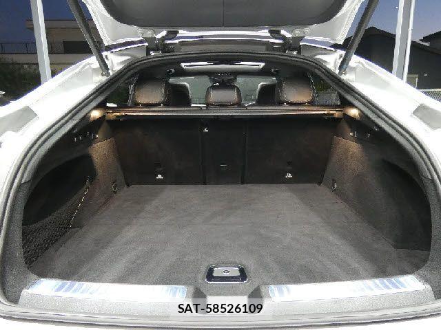 Mercedes Benz GLC-CLASS 2017-04 8660122-6