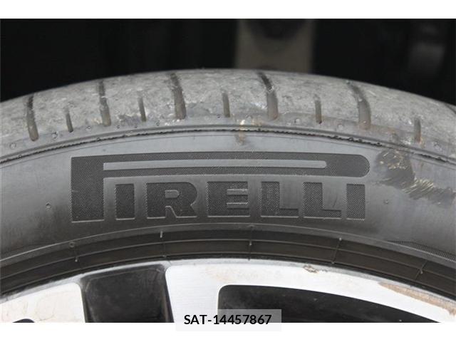 Mercedes Benz GLE-CLASS 2016-04 5871605-27