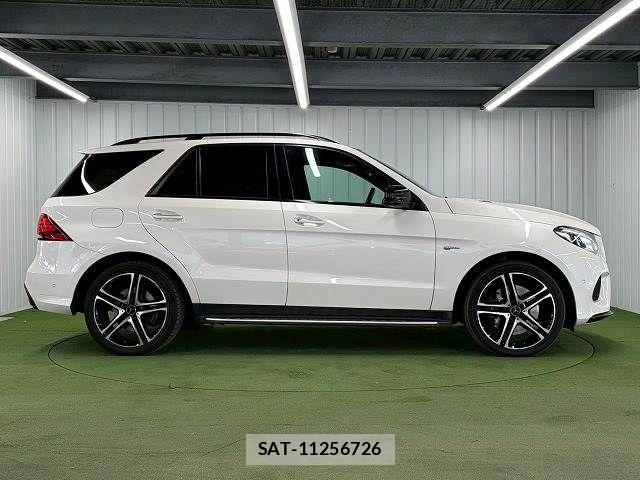 Mercedes Benz GLE-CLASS 2017-09 6995460-14
