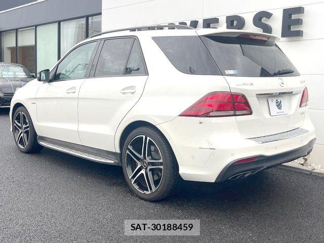 Mercedes Benz GLE-CLASS 2016-05 7272282-16